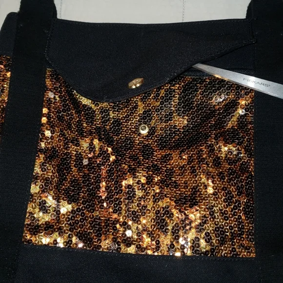 Eric Javits Sequin Leopard Bag - Picture 7 of 9